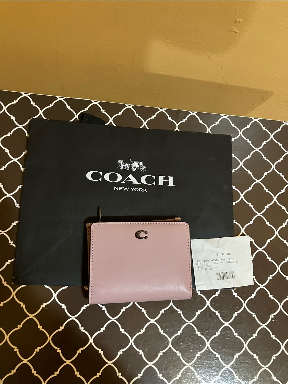 Coach Iced Purple smooth leather Compact Leather Wallet with Signature 'C'